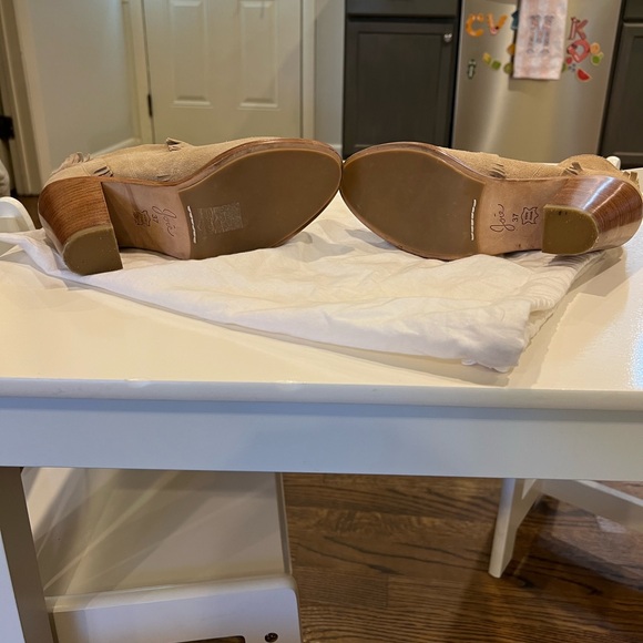 Joie Mathilda Fringe Booties - Picture 8 of 15